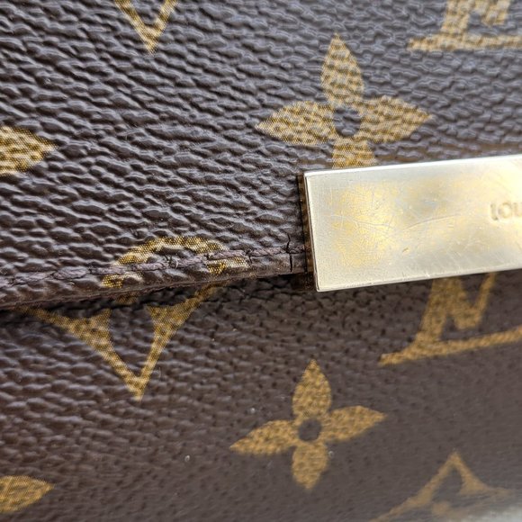 LOUIS VUITTON Favorite MM Monogram Bag - Picture 16 of 16